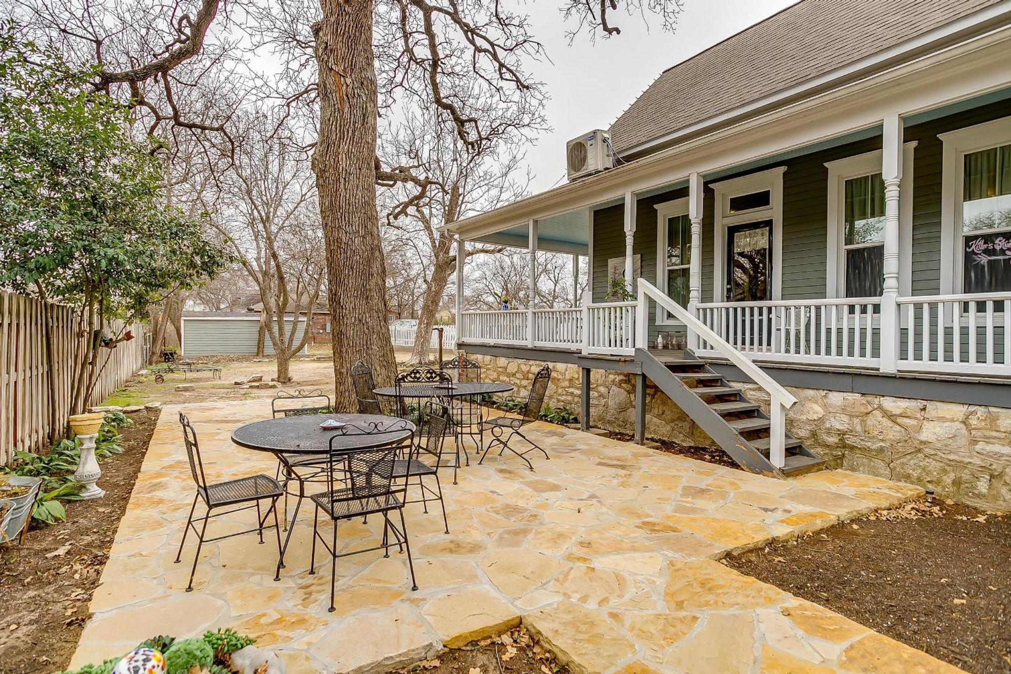 The Gallery House Boutique Hotel Stephenville Exterior photo